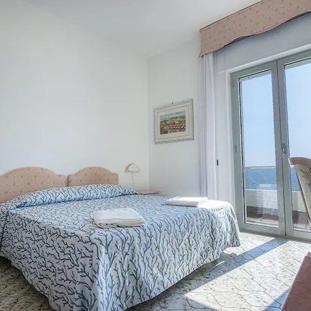 Hotel Poseidon 4*