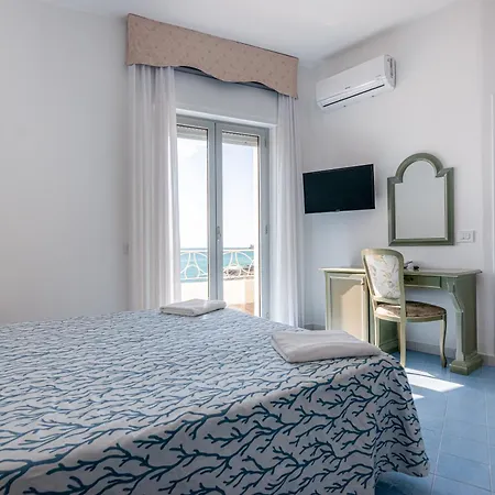 Poseidon Hotell Diamante
