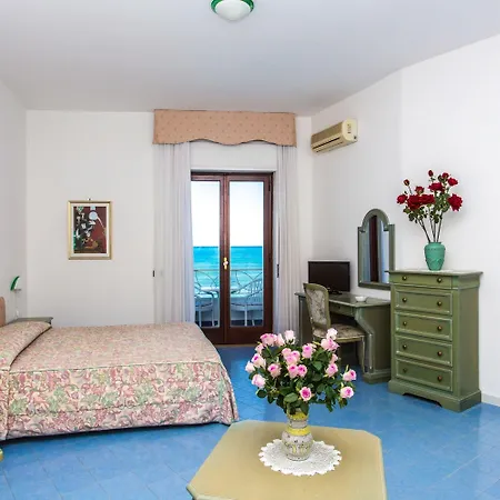 Hotel Poseidon Hotel 4*