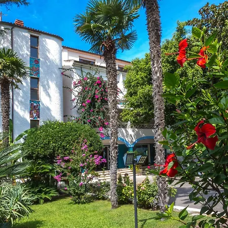 Hotell Poseidon 4*