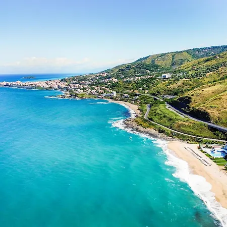Hotel Poseidon Diamante