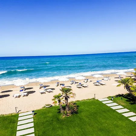 Poseidon Hotel 4*